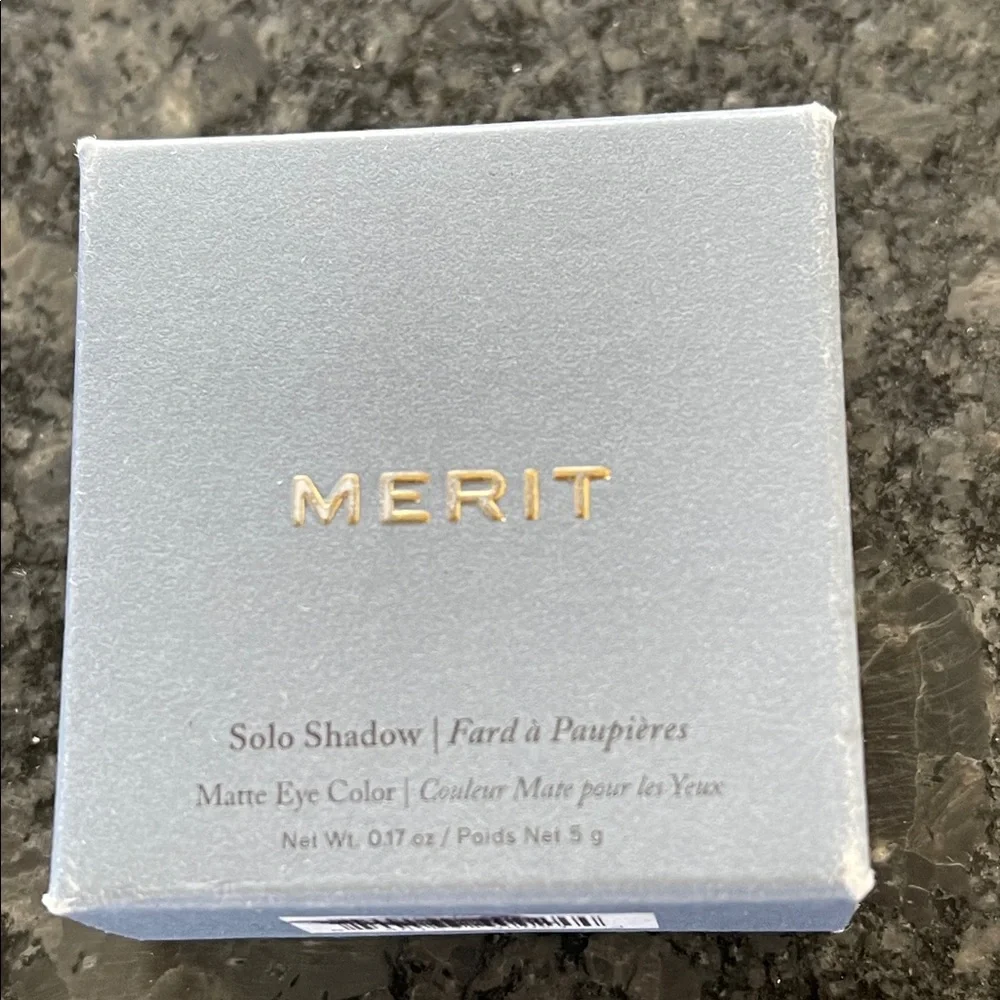 Merit Solo Shadow Matte Eye Color in Viper (warm green)
